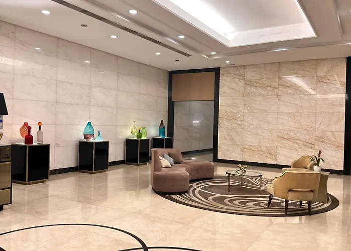 Adahkumaya Luxury 4* Manila