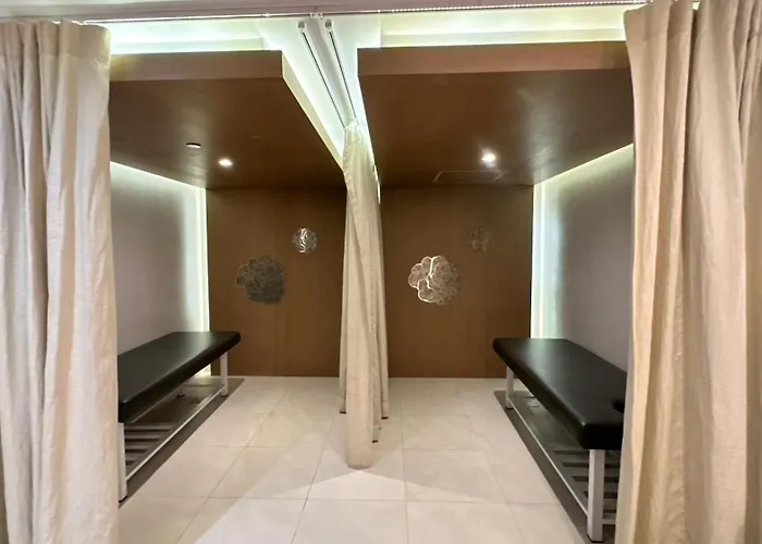 Adahkumaya Luxury 4*